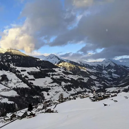 Vakanz Apartamento Raggal